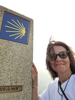 Elena Poles