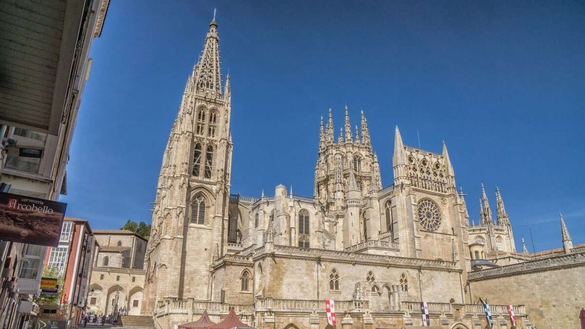 Cammino di Santiago da Burgos: 500 km, la Meseta e la Galizia